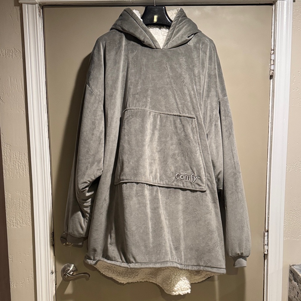 Comfy Gray cozy wearable blanket